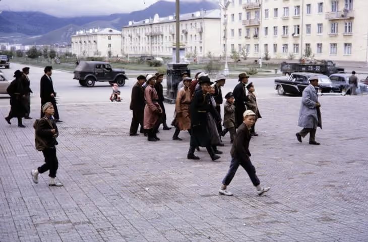Улаанбаатарын нэг өглөө 1964 он